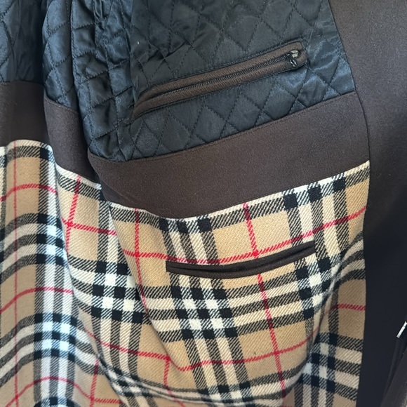 Burberry Men’s wool coat - Picture 8 of 14